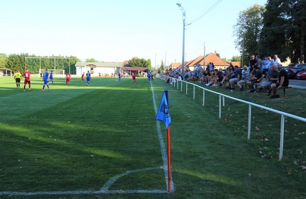 Štadión TJ Slovan Čeľadice - Čeľadice