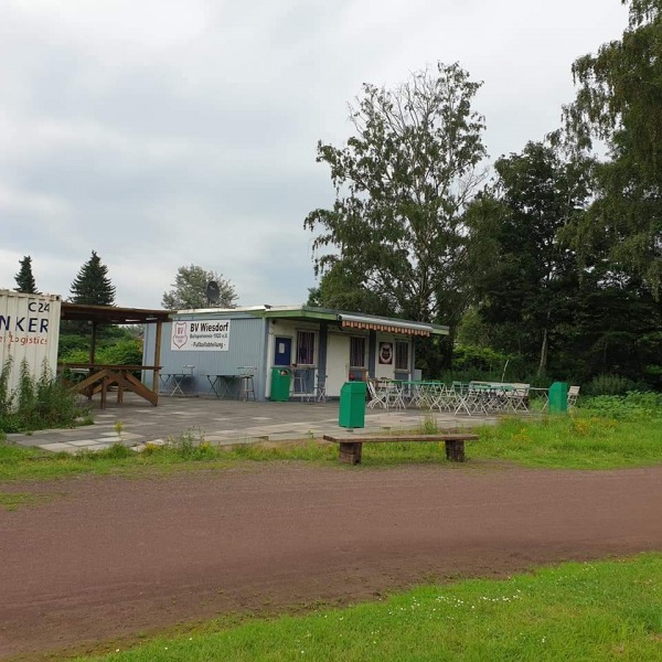 Sportplatz Robert-Blum-Straße - Leverkusen-Opladen