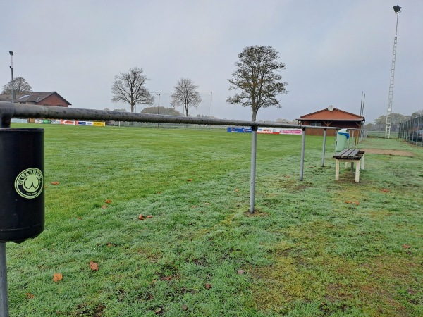 Sportanlage Hauskämper Straße - Warmsen