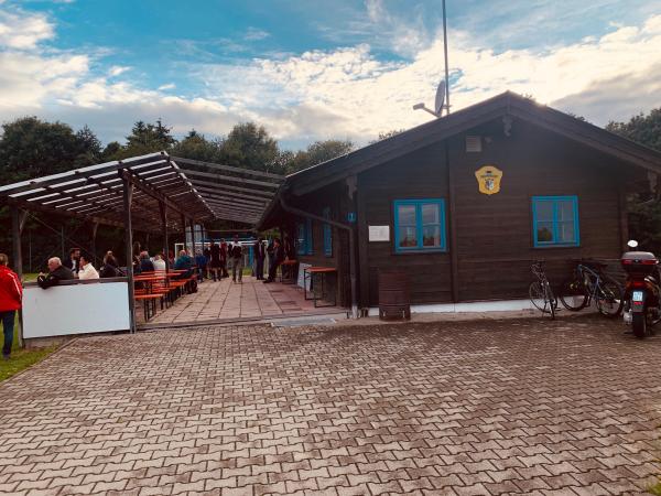 Sportplatz an der Feuerwehr - Feldkirchen-Westerham-Großhöhenrain