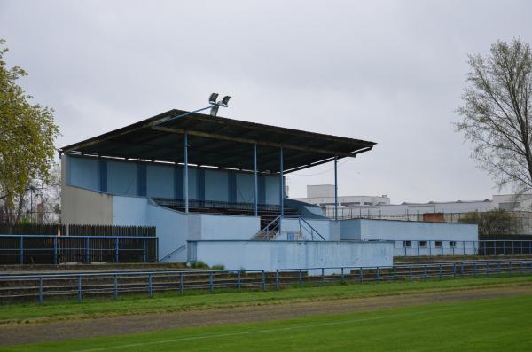 Fotbalový a lehkoatletický stadion Hustopeče - Hustopeče