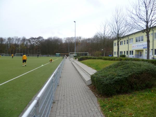 PCC-Stadion Nebenplatz 1 - Duisburg-Homberg