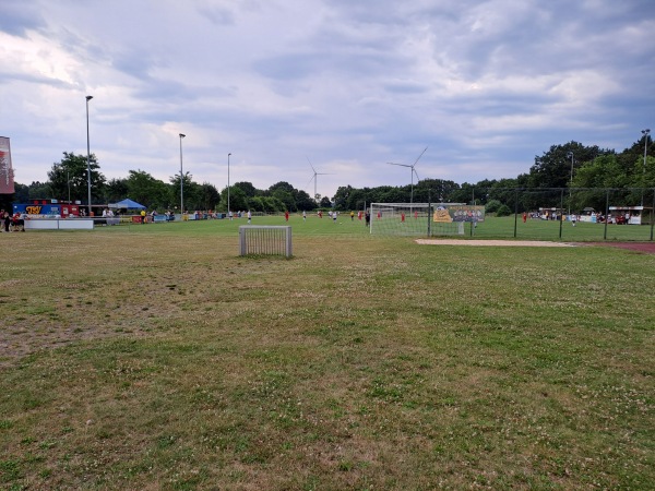 Sportplatz Schule Lentföhrden - Lentföhrden