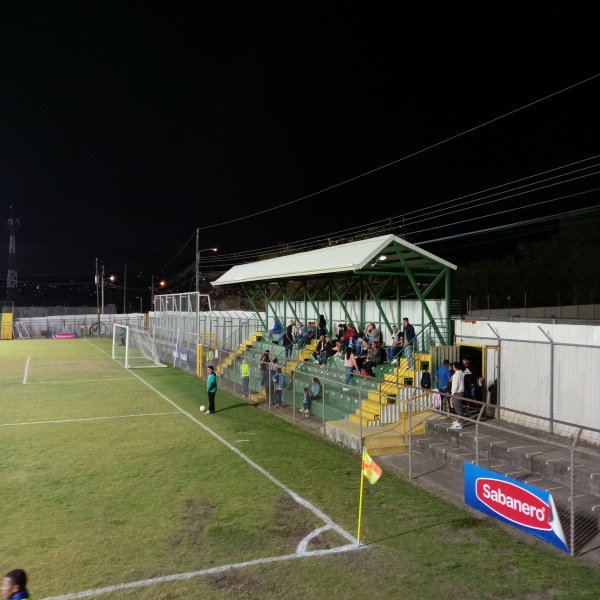 Estadio de Piedades de Santa Ana - Piedades
