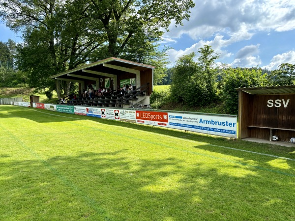 Stadion auf dem Hungerberg - Gessertshausen-Margertshausen