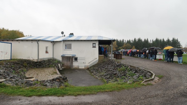 Sportplatz auf dem Quintinsberg - Karbach/Hunsrück
