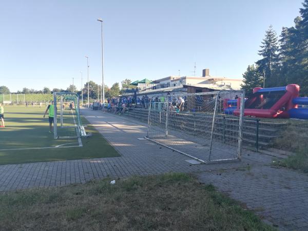 Sportplatz am Weinberg - Neustadt/Weinstraße-Hambach