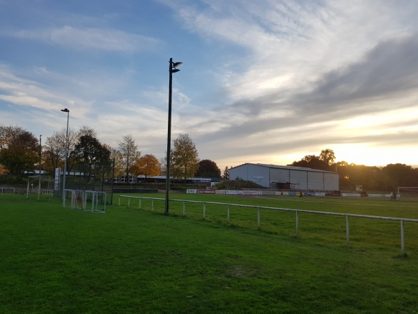 Knövi-Sportpark am Möhlenkamp C-Platz - Bordesholm