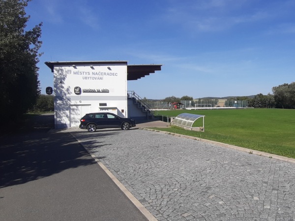 Fotbalové hřiště Načeradec - Načeradec