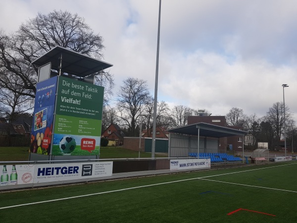 Edmund-Plambeck-Stadion Nebenplatz 1 - Norderstedt-Garstedt