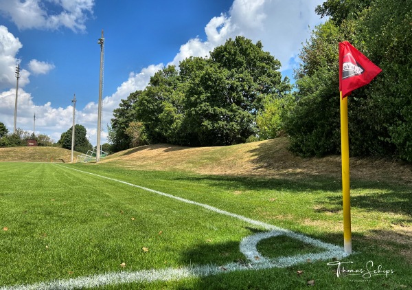 Hans-Bayer-Stadion Nebenplatz 1 - Unterschleißheim-Lohhof