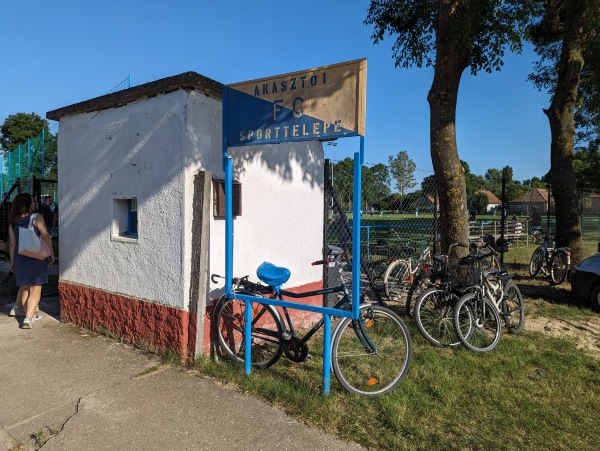 Akasztó sportpálya  - Akasztó