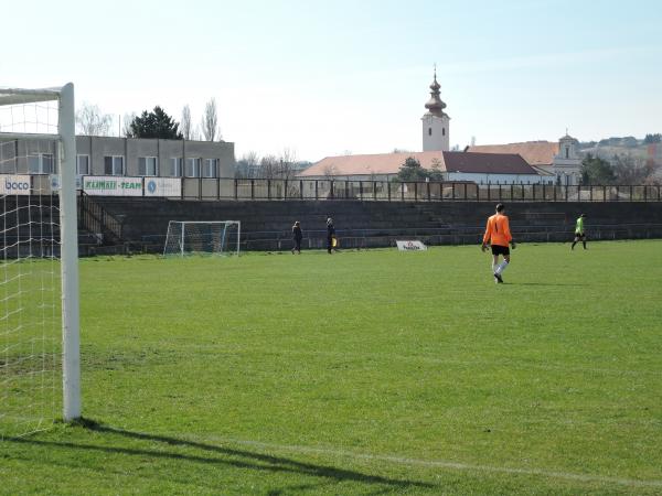 Futbalový štadión Hlohovec - Hlohovec