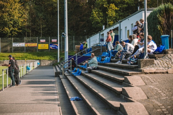 Sportanlage Freudenberg Platz 2 - Wuppertal-Grifflenberg