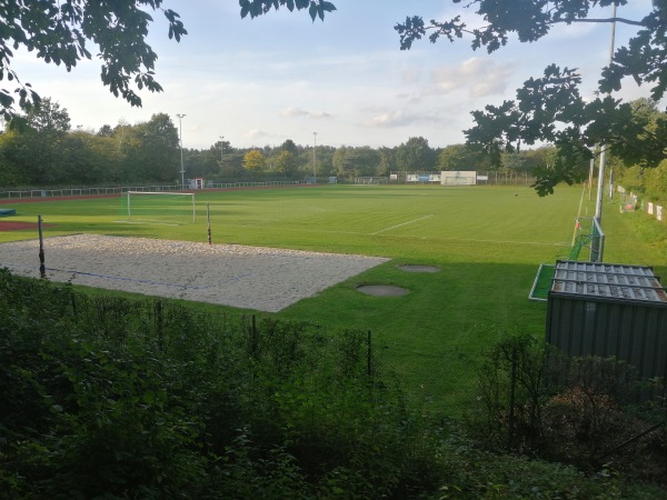 Hans-Heinrich-Hackmack-Stadion - Reinbek