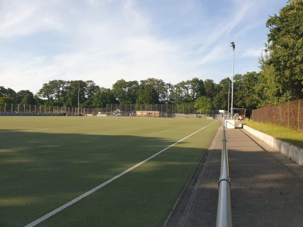 Bezirkssportanlage Honigstraße - Duisburg-Meiderich