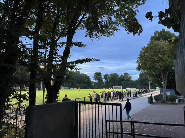 Stadion Bergheim Nebenplatz 1 - Duisburg-Rheinhausen-Bergheim