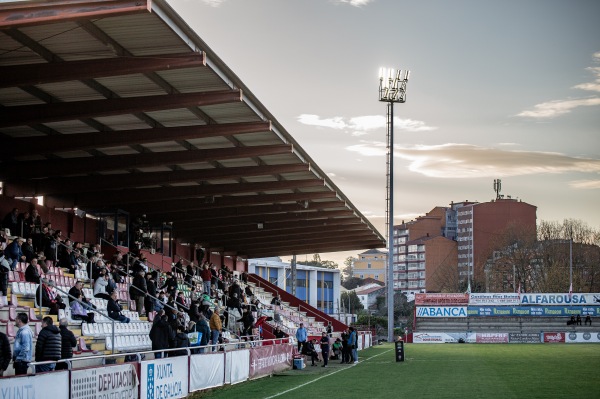 Estadio Municipal A Lomba - Villagarcía de Arosa (Vilagarcía de Arousa), GA