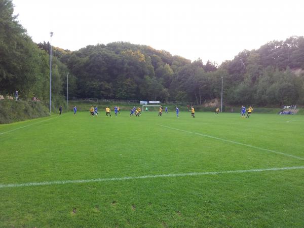 Sportplatz an der L87 - Gönnersdorf bei Bad Breisig