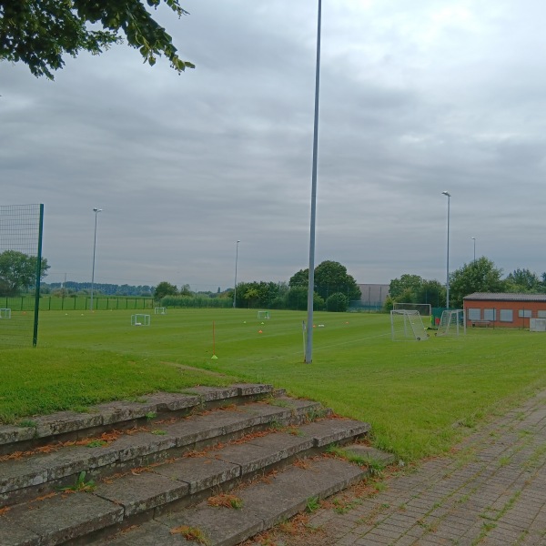 Lindenstadion Nebenplatz 2 - Rees-Haldern