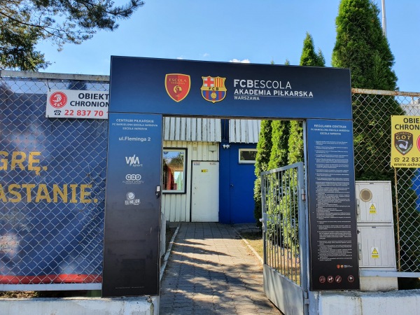 Boiska Polfy Tarchomin obok - Warszawa