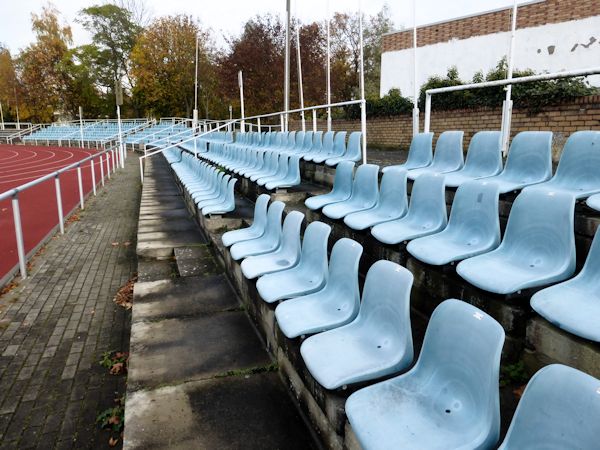 Friedrich-Ludwig-Jahn-Stadion im Jahn-Sportpark - Neubrandenburg