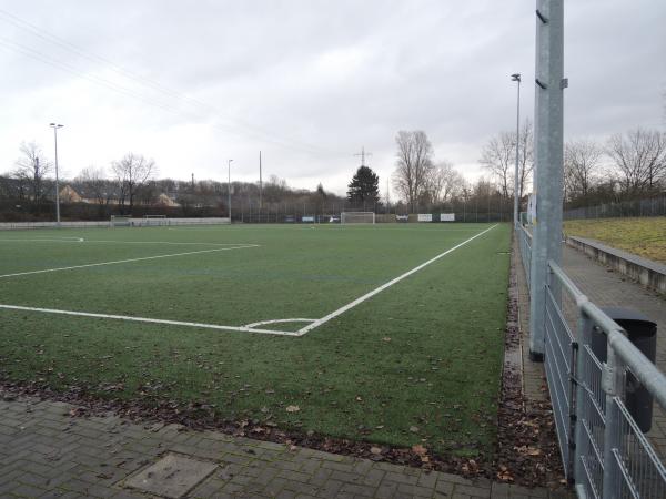 Sportplatz Denisweg - Frankfurt/Main-Nied