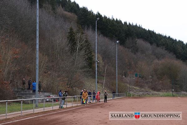 Sportplatz In der Au - Hinzweiler