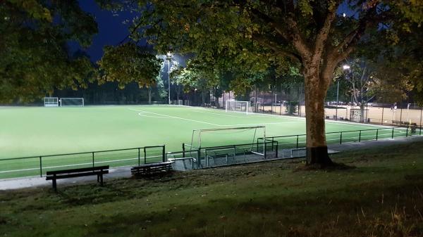 Bezirkssportanlage Hubertusburg Platz 2 - Essen/Ruhr-Huttrop