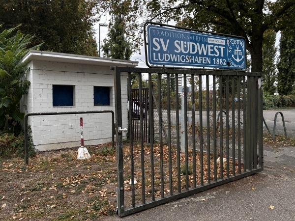 Stadion Mundenheimer Straße - Ludwigshafen/Rhein