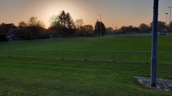 Loge-Stadion Nebenplatz - Kutenholz-Mulsum