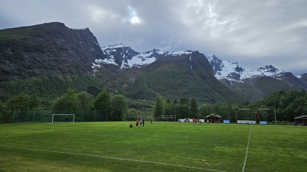 Dalemyra stadion - Straumgjerde