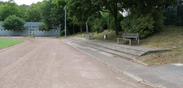 Sportplatz am Friesenhügel - Oberhausen/Rheinland-Rothebusch