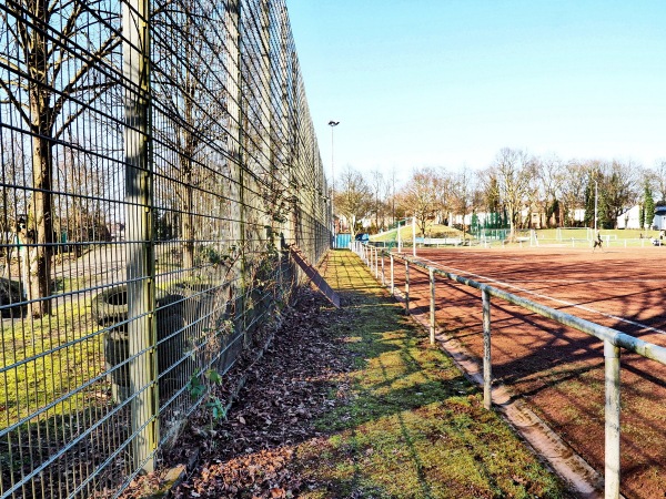 Bezirkssportanlage Im Emscherbruch Platz 2 - Gelsenkirchen-Resse