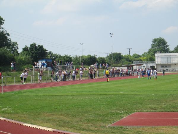 Stadion im Sportzentrum Hofheim - Lampertheim-Hofheim