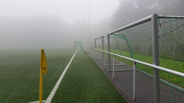 Sportanlage Freudenberg Platz 2 - Wuppertal-Grifflenberg