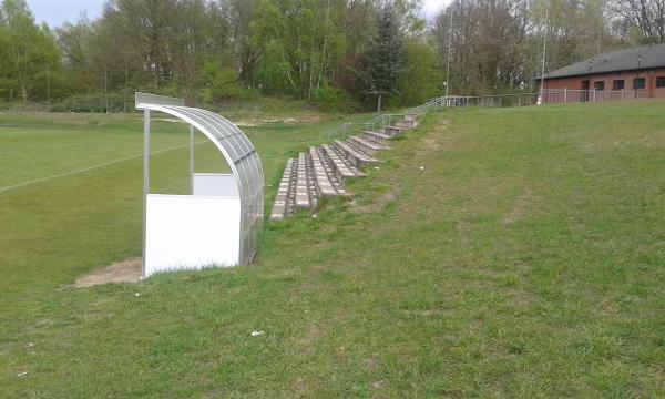 Jürgen-Behne-Stadion der Sportanlage Vögelser Straße - Lüneburg-Ochtmissen