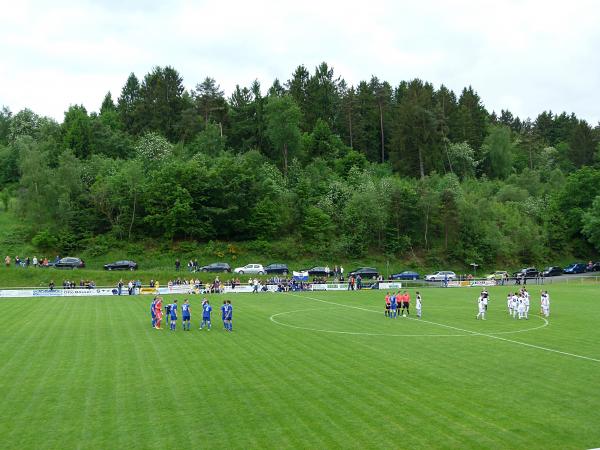 Sportplatz Steinweg - Breidenbach-Wiesenbach