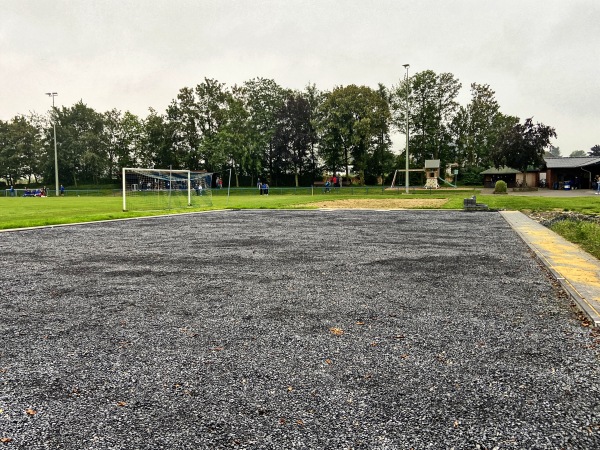 Sportplatz Effeln - Anröchte-Effeln