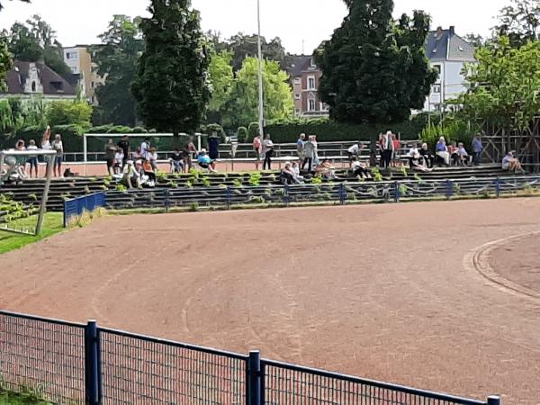 Friedrich-Ludwig-Jahn-Platz - Gelsenkirchen-Heßler