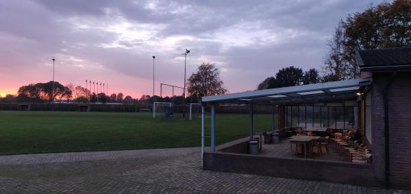 Sportpark Het Breexsel veld 2 - Sint Hubert