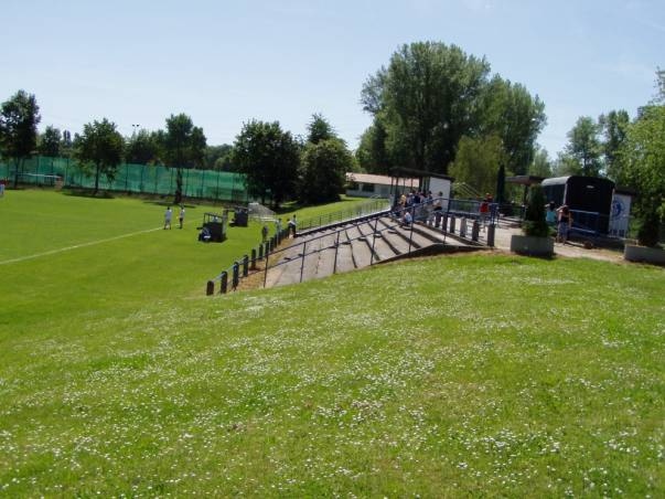 Waldwegstadion im Sportpark Neckarau - Mannheim-Neckarau