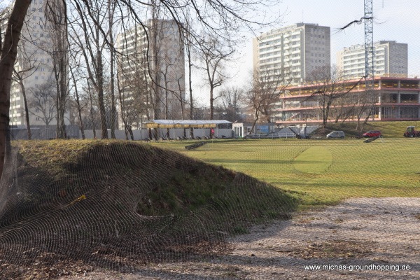 Stadion Politechniki Warszawskiej Syrenka - Warszawa