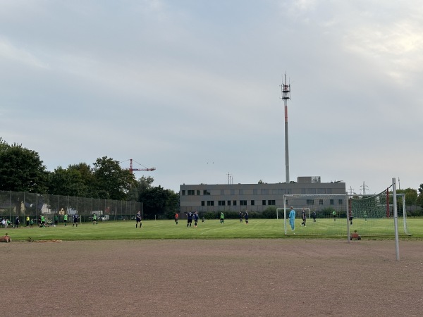 Sportplatz Schönefeld - Schönefeld