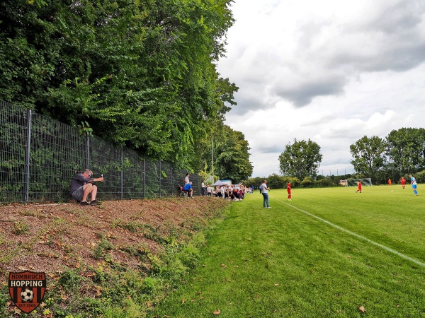 Sportplatz an der Ermelingschule - Bönen-Bramey-Lenningsen