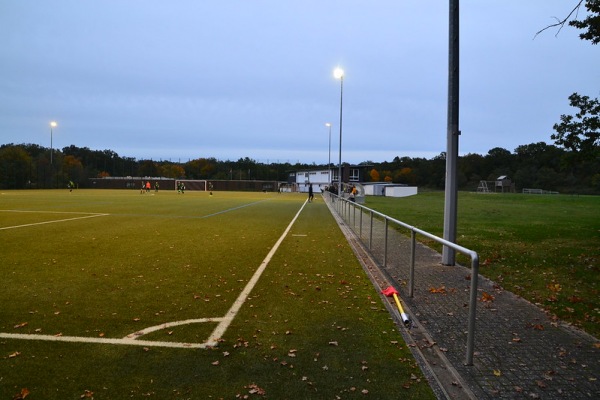 Eintracht-Stadion Kreuzheide B-Platz - Wolfsburg-Kreuzheide