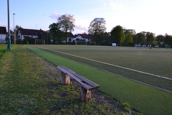 Bezirkssportanlage Westpreußenstraße Platz 2 - München-Englschalking