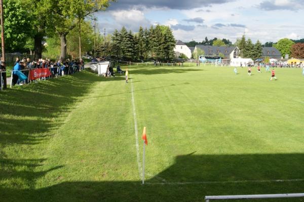 Sportplatz Am Ochsenberg - Thermalbad Wiesenbad-Wiesa