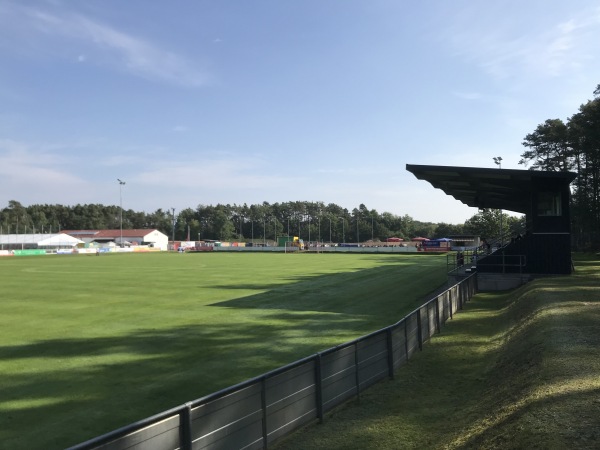 Michael-Höhbauer-Stadion - Luhe-Wildenau