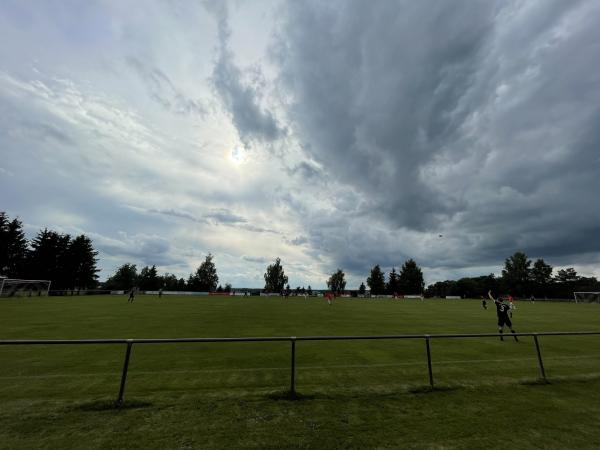 Sportgelände am Kreuzfeld - Maxhütte-Haidhof-Leonberg